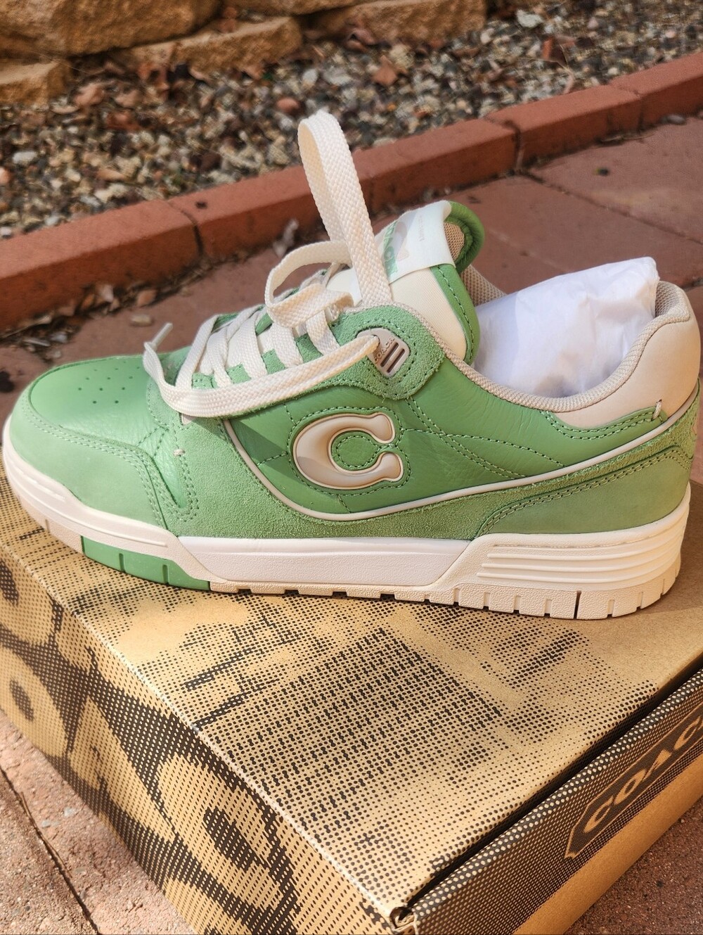 Coach Soho Sneaker Size 7.5 Men/8.5 Women - Picture 2 of 14
